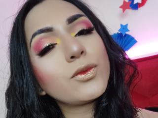 Shemale live cam fucking IrisDurand