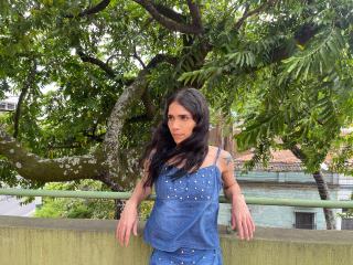 Kinky live tranny sex babe KARLYXXSEXY