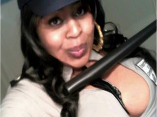 Preferably Lets Speak English And I Have Black Hair! I'm 24 Yrs Old, I'm A Live Cam Gorgeous Trans-sexual