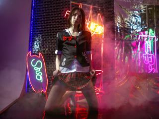 I Prefer If We Speak English! My Name Is EvelynKraim, I Have Brown Hair And 21 Is My Age